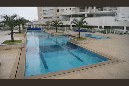Apartamento à venda com 96m², 3 quartos e 2 vagasÁrea comum - Piscina