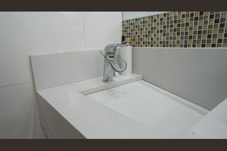 Apartamento à venda com 96m², 3 quartos e 2 vagasBanheiro 1