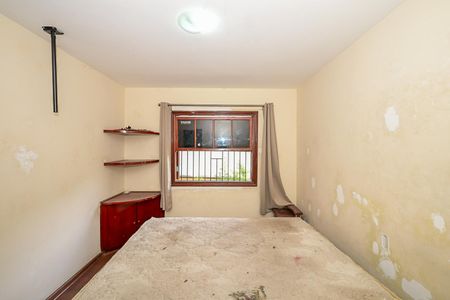 Casa à venda com 327m², 4 quartos e 2 vagasSuíte 4