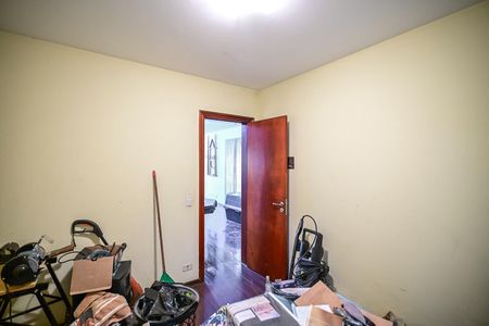 Casa à venda com 327m², 4 quartos e 2 vagasEscritório