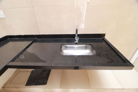 Apartamento para alugar com 62m², 3 quartos e sem vagaCozinha 