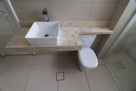 Apartamento para alugar com 62m², 3 quartos e sem vagaBanheiro 