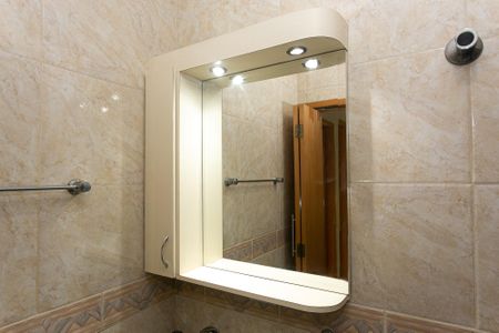 Casa de condomínio para alugar com 56m², 2 quartos e 1 vaga Casa de condomínio para alugar com 56m², 2 quartos e 1 vagaBanheiro