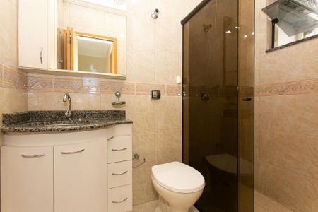 Casa de condomínio para alugar com 56m², 2 quartos e 1 vaga Casa de condomínio para alugar com 56m², 2 quartos e 1 vagaBanheiro