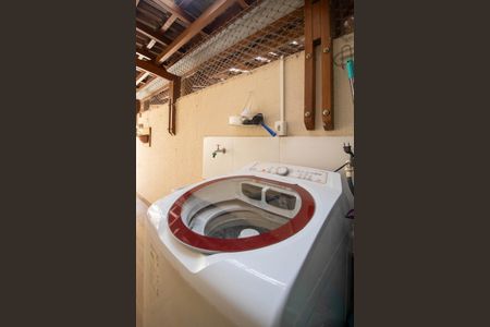 Apartamento à venda com 109m², 2 quartos e 1 vagaÁrea de Serviço