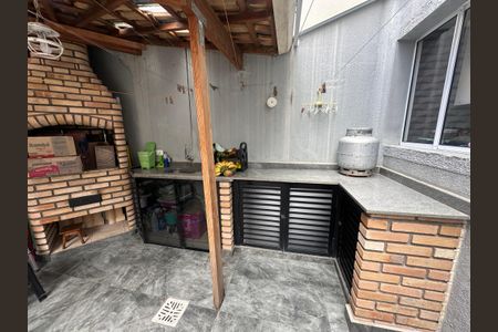 Casa de condomínio à venda com 136m², 3 quartos e 2 vagas Casa de condomínio à venda com 136m², 3 quartos e 2 vagasChurrasqueira