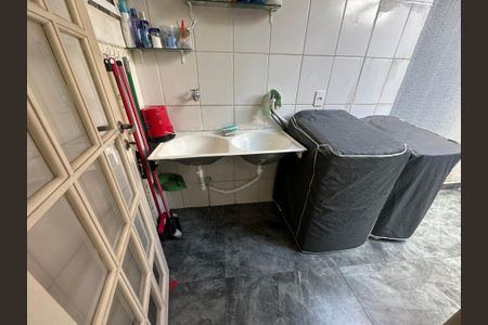 Casa de condomínio à venda com 136m², 3 quartos e 2 vagas Casa de condomínio à venda com 136m², 3 quartos e 2 vagasÁrea de Serviço