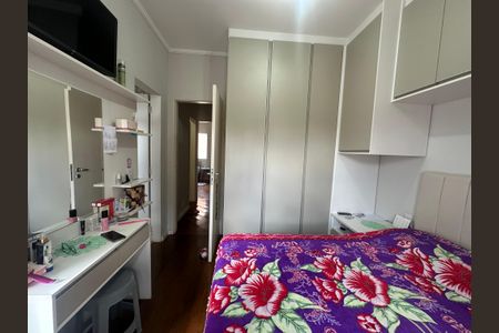 Casa de condomínio à venda com 136m², 3 quartos e 2 vagas Casa de condomínio à venda com 136m², 3 quartos e 2 vagasSuíte