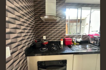 Casa de condomínio à venda com 136m², 3 quartos e 2 vagas Casa de condomínio à venda com 136m², 3 quartos e 2 vagasCozinha