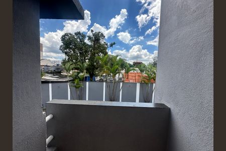 Casa de condomínio à venda com 136m², 3 quartos e 2 vagas Casa de condomínio à venda com 136m², 3 quartos e 2 vagasVaranda