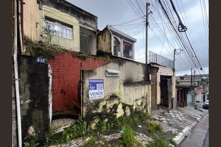 Apartamento à venda com 150m², 2 quartos e sem vaga Apartamento à venda com 150m², 2 quartos e sem vagaFachada