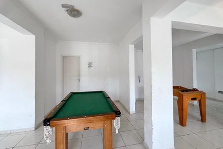 Apartamento para alugar com 48m², 2 quartos e 1 vaga Apartamento para alugar com 48m², 2 quartos e 1 vagaSalão de jogos