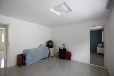 Casa de condomínio à venda com 329m², 4 quartos e 3 vagasQuarto 3