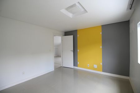 Casa de condomínio à venda com 329m², 4 quartos e 3 vagasQuarto 2