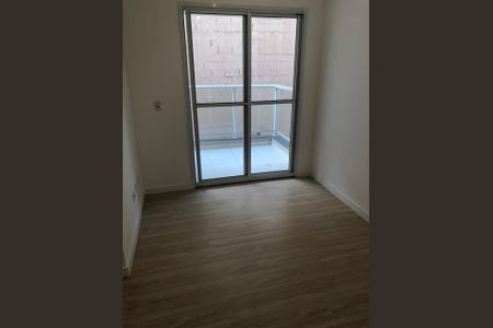 Sala de apartamento à venda com 2 quartos, 45m² em Quitaúna, Osasco