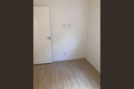 Quarto de apartamento à venda com 2 quartos, 45m² em Quitaúna, Osasco