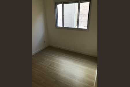 Quarto de apartamento à venda com 2 quartos, 45m² em Quitaúna, Osasco