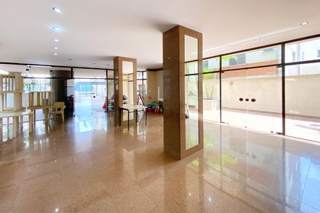 Apartamento à venda com 382m², 5 quartos e 3 vagas Apartamento à venda com 382m², 5 quartos e 3 vagasArea comum