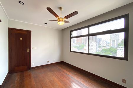 Apartamento à venda com 382m², 5 quartos e 3 vagas Apartamento à venda com 382m², 5 quartos e 3 vagasSala de Estar