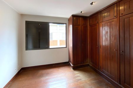 Apartamento à venda com 382m², 5 quartos e 3 vagas Apartamento à venda com 382m², 5 quartos e 3 vagasSuite 1