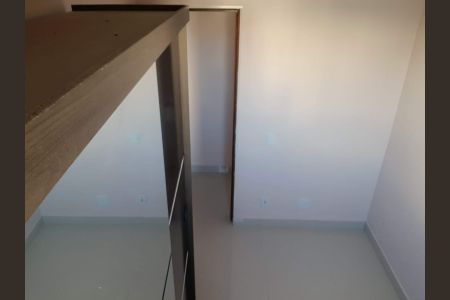 Quarto de apartamento à venda com 3 quartos, 63m² em Parque Sao Vicente, Santo André