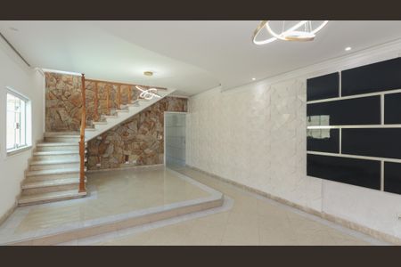 Sala de casa para alugar com 4 quartos, 200m² em Vila Isolina Mazzei, São Paulo