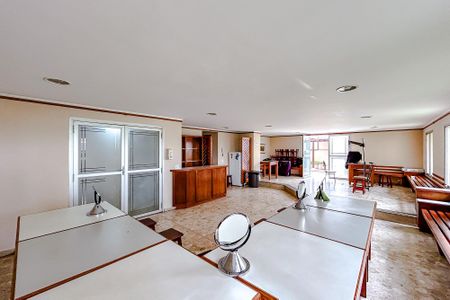 Apartamento à venda com 74m², 2 quartos e 1 vagaÁrea comum - Salão de festas