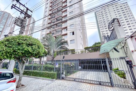 Apartamento à venda com 74m², 2 quartos e 1 vagaFachada com Plaquinha