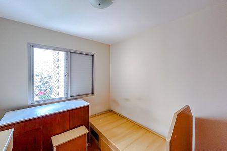 Apartamento à venda com 74m², 2 quartos e 1 vagaQuarto 2