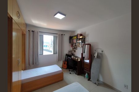 Casa à venda com 140m², 3 quartos e 1 vaga Casa à venda com 140m², 3 quartos e 1 vagaQuarto