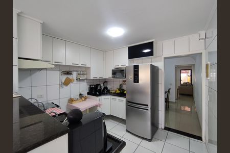 Casa à venda com 140m², 3 quartos e 1 vaga Casa à venda com 140m², 3 quartos e 1 vagaCozinha - Armários