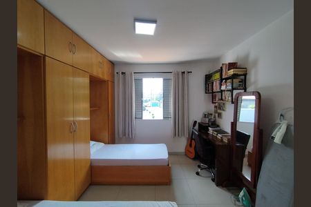 Casa à venda com 140m², 3 quartos e 1 vaga Casa à venda com 140m², 3 quartos e 1 vagaQuarto
