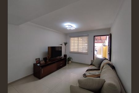 Casa à venda com 140m², 3 quartos e 1 vaga Casa à venda com 140m², 3 quartos e 1 vagaSala