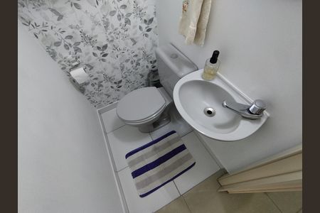 Casa à venda com 140m², 3 quartos e 1 vaga Casa à venda com 140m², 3 quartos e 1 vagaLavabo