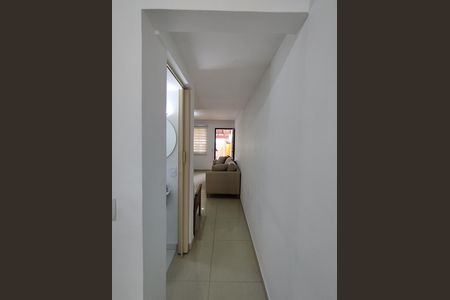 Casa à venda com 140m², 3 quartos e 1 vaga Casa à venda com 140m², 3 quartos e 1 vagaCorredor