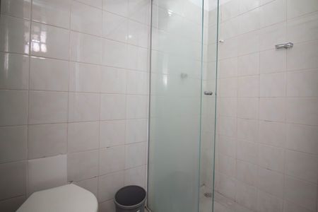 Casa à venda com 227m², 3 quartos e 4 vagas Casa à venda com 227m², 3 quartos e 4 vagasBanheiro da Garagem