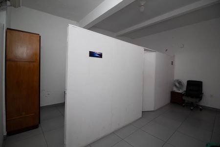 Casa à venda com 227m², 3 quartos e 4 vagas Casa à venda com 227m², 3 quartos e 4 vagasGaragem