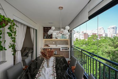 Apartamento à venda com 65m², 2 quartos e 2 vagasVaranda