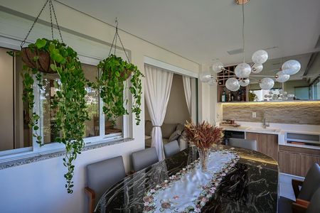 Apartamento à venda com 65m², 2 quartos e 2 vagasVaranda