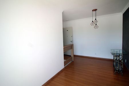 Sala de apartamento para alugar com 2 quartos, 45m² em Irajá, Rio de Janeiro