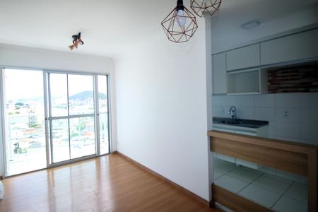 Apartamento para alugar com 45m², 2 quartos e 1 vagaSala
