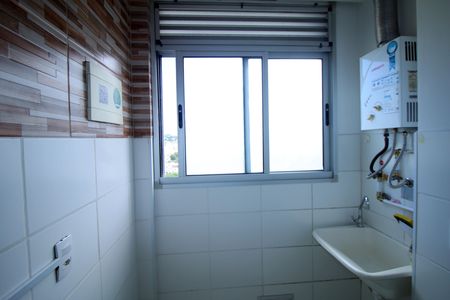 Área de Serviço de apartamento para alugar com 2 quartos, 45m² em Irajá, Rio de Janeiro