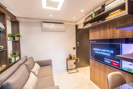 Sala  de apartamento à venda com 1 quarto, 42m² em Empresarial 18 do Forte, Barueri