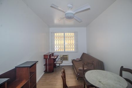 Sala de kitnet/studio para alugar com 1 quarto, 42m² em Cidade Baixa, Porto Alegre