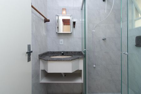 Banheiro de apartamento para alugar com 1 quarto, 42m² em Cidade Baixa, Porto Alegre