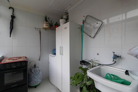 Apartamento à venda com 58m², 2 quartos e 1 vaga Apartamento à venda com 58m², 2 quartos e 1 vagaÁrea de Serviço