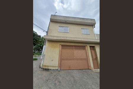 Casa para alugar com 135m², 3 quartos e 2 vagasFachada