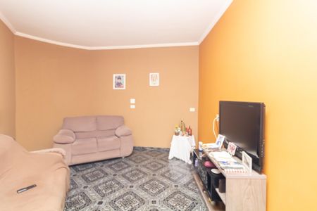 Casa para alugar com 135m², 3 quartos e 2 vagasSala