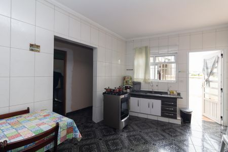 Casa para alugar com 135m², 3 quartos e 2 vagasCozinha