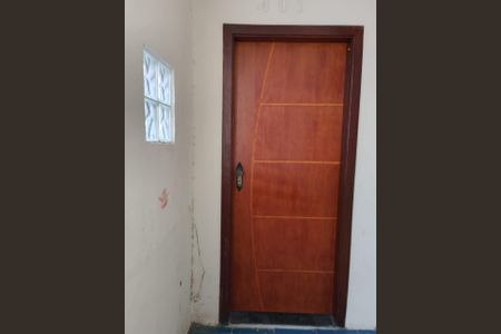 Área externa de kitnet/studio para alugar com 1 quarto, 35m² em Chacrinha, Nova Iguaçu